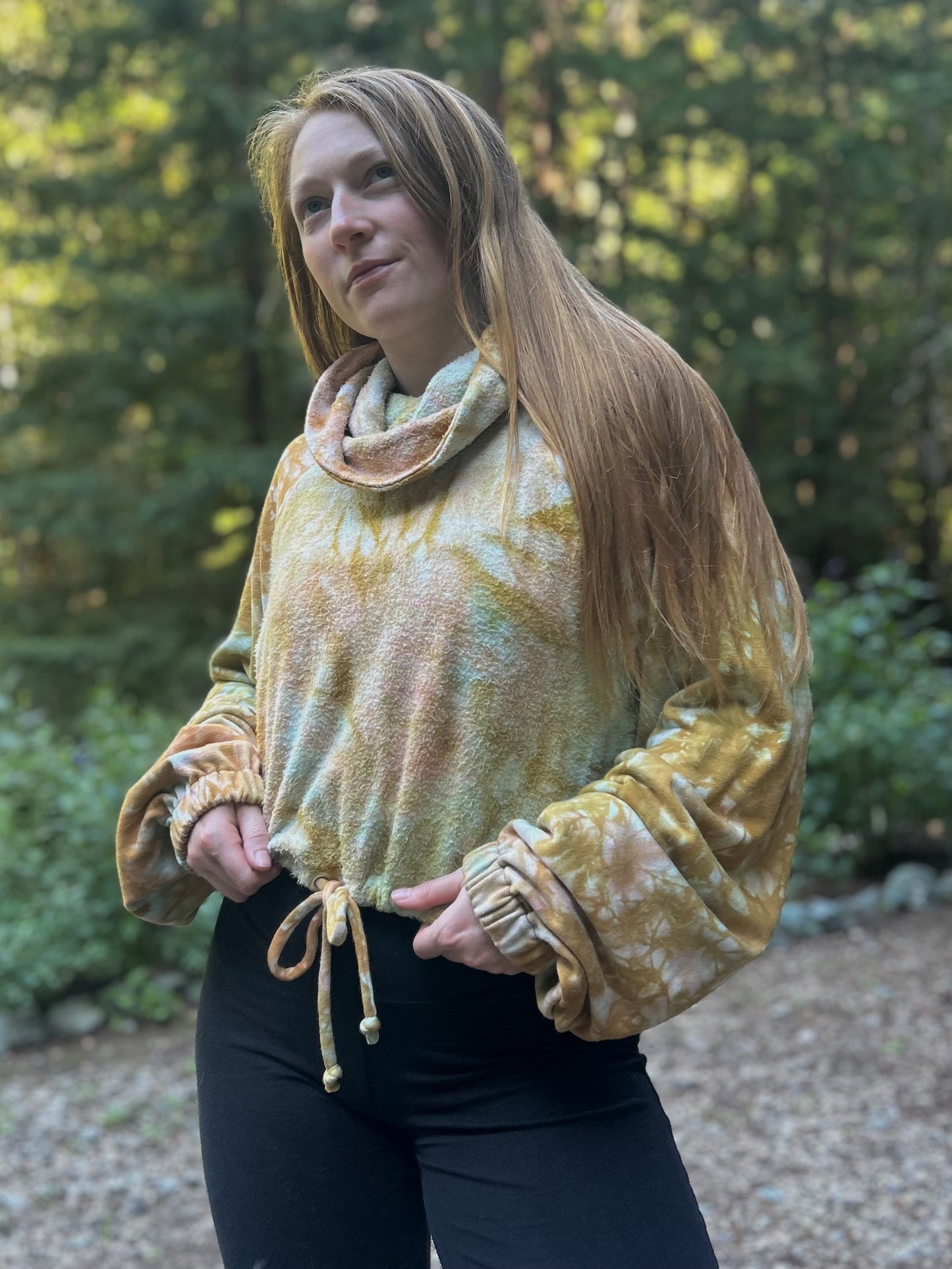 Zena Cropped Pullover