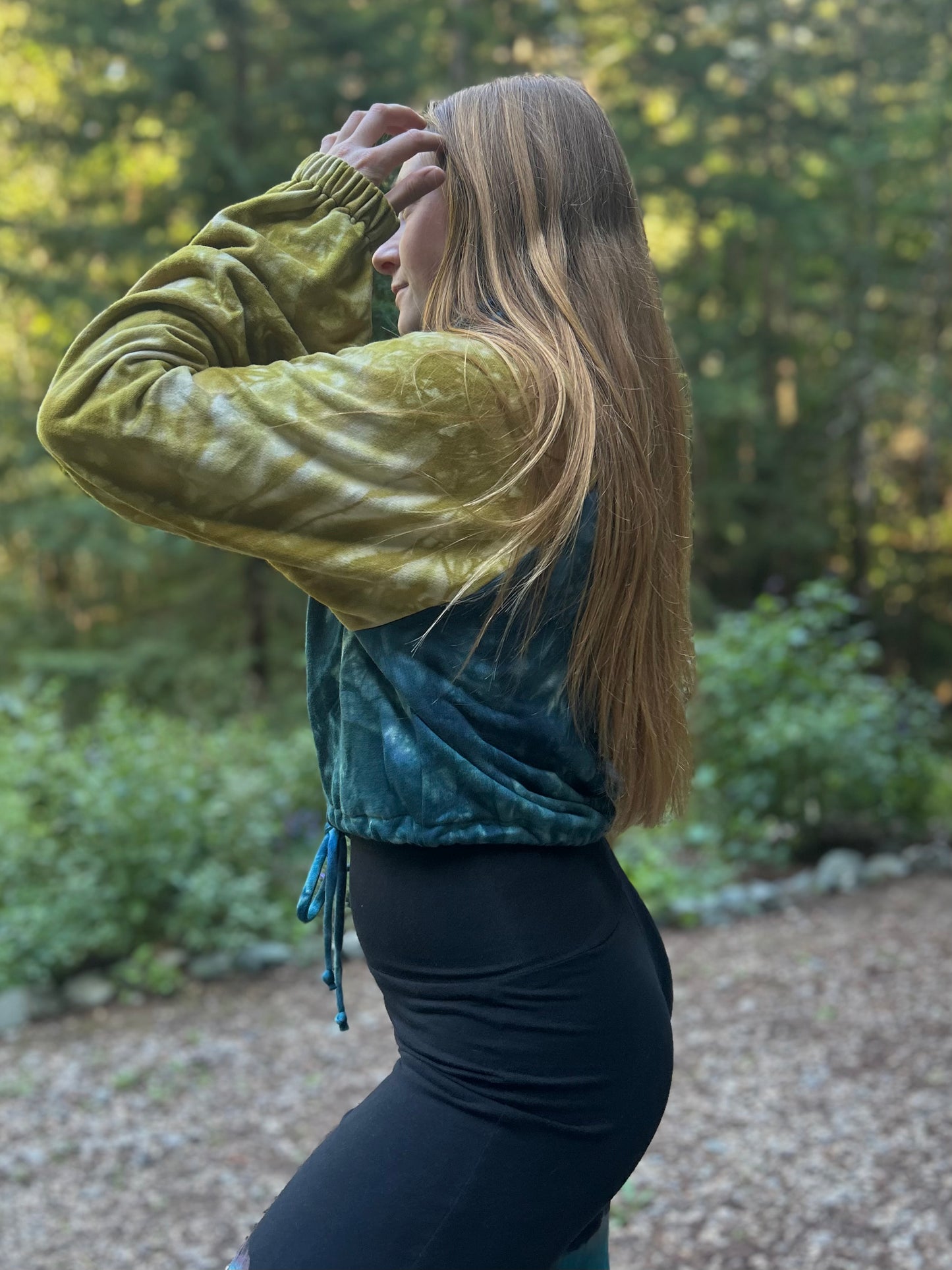 Zena Cropped Pullover