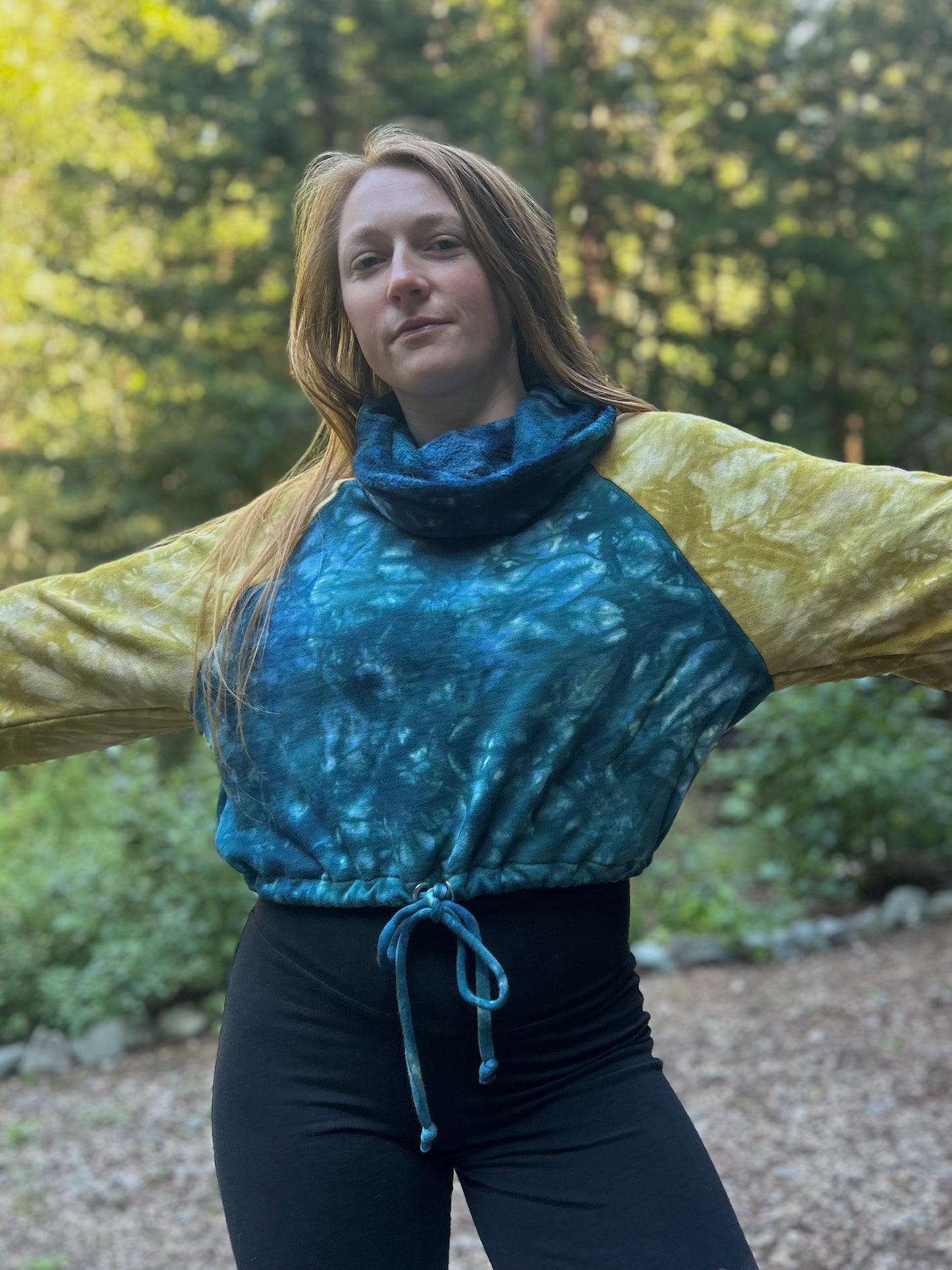 Zena Cropped Pullover