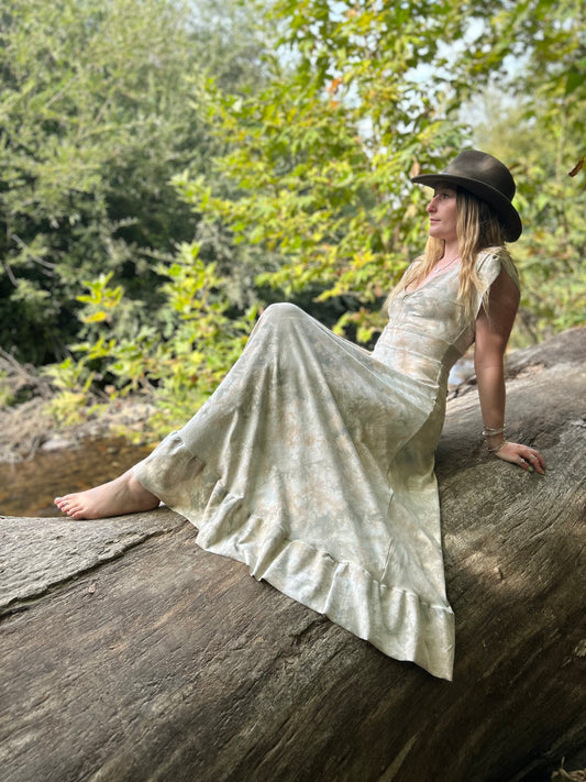 Amoura Dress