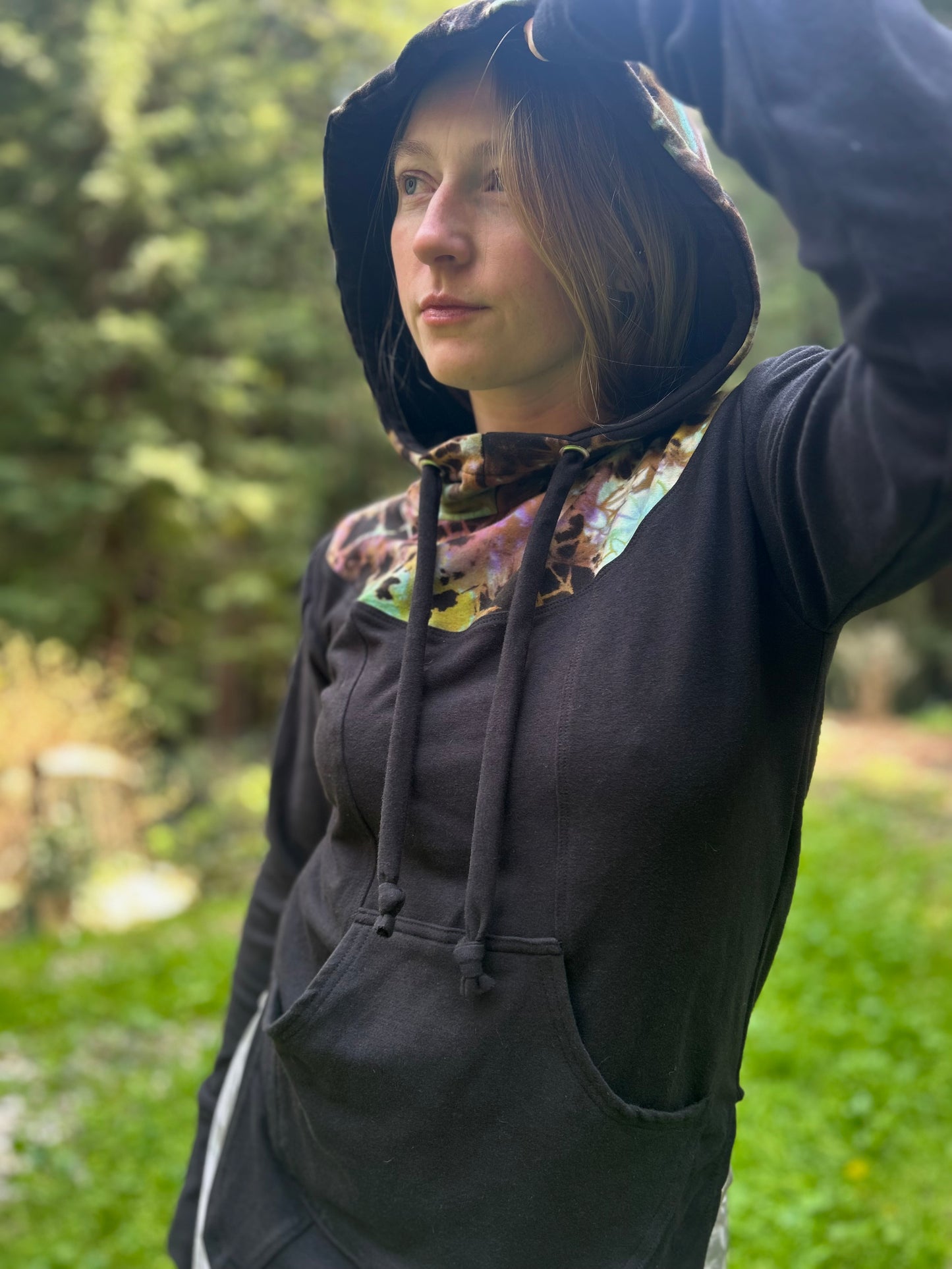 Khione Hoodie [𝕊]