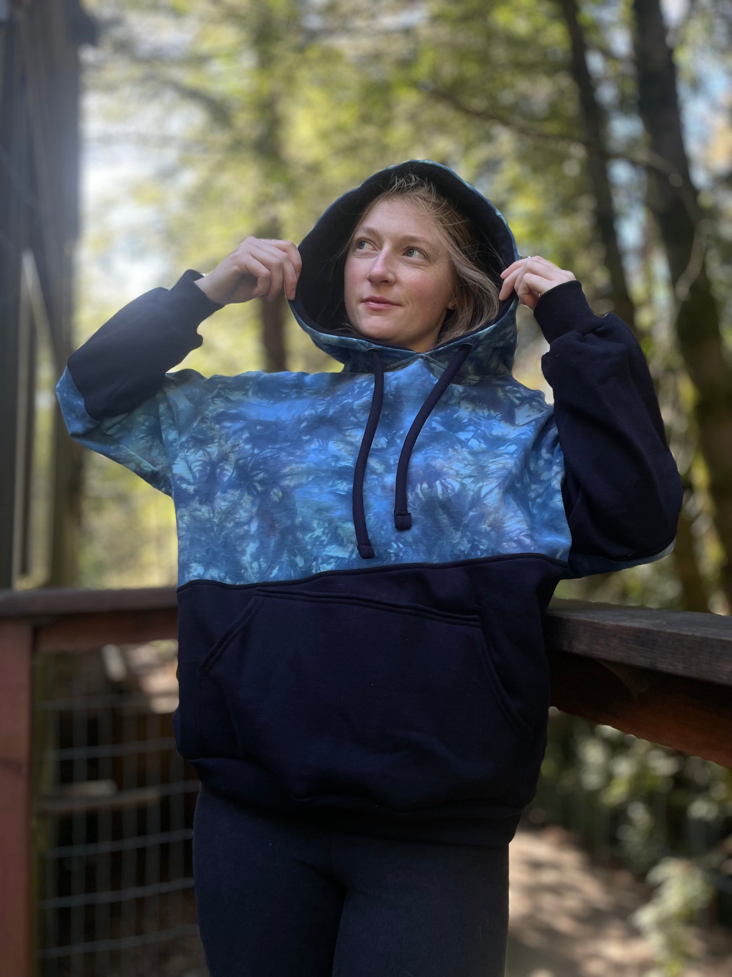 Unisex Hoodie [𝕄]